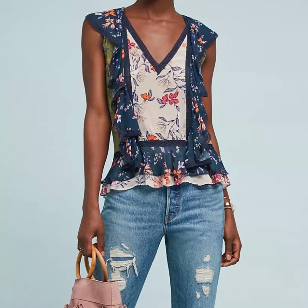 Love Sam Sheer Chiffon Floral V Neck Sleeveless Amaryllis Ruffle Hi Lo Blouse XS